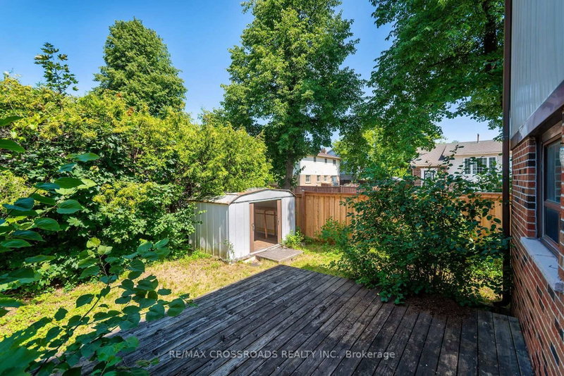 54 Omega Brampton,ON L6Z 1K5 — Photo 32
