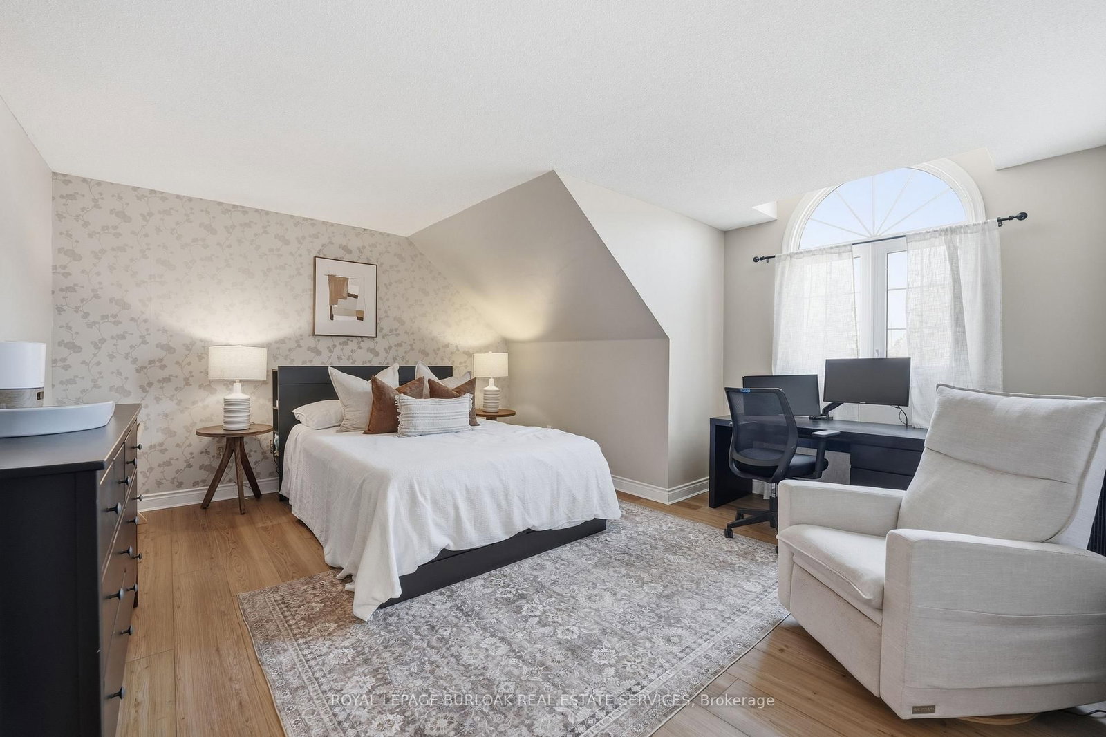 2055 Walkers Line • #216 • Burlington, ON photo 19