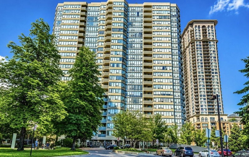 306 - 330 Rathburn Road W