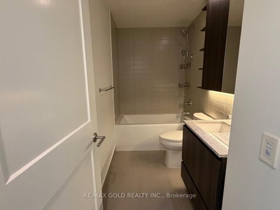 21 Park Mississauga,ON L5G 1L7 — Photo 12