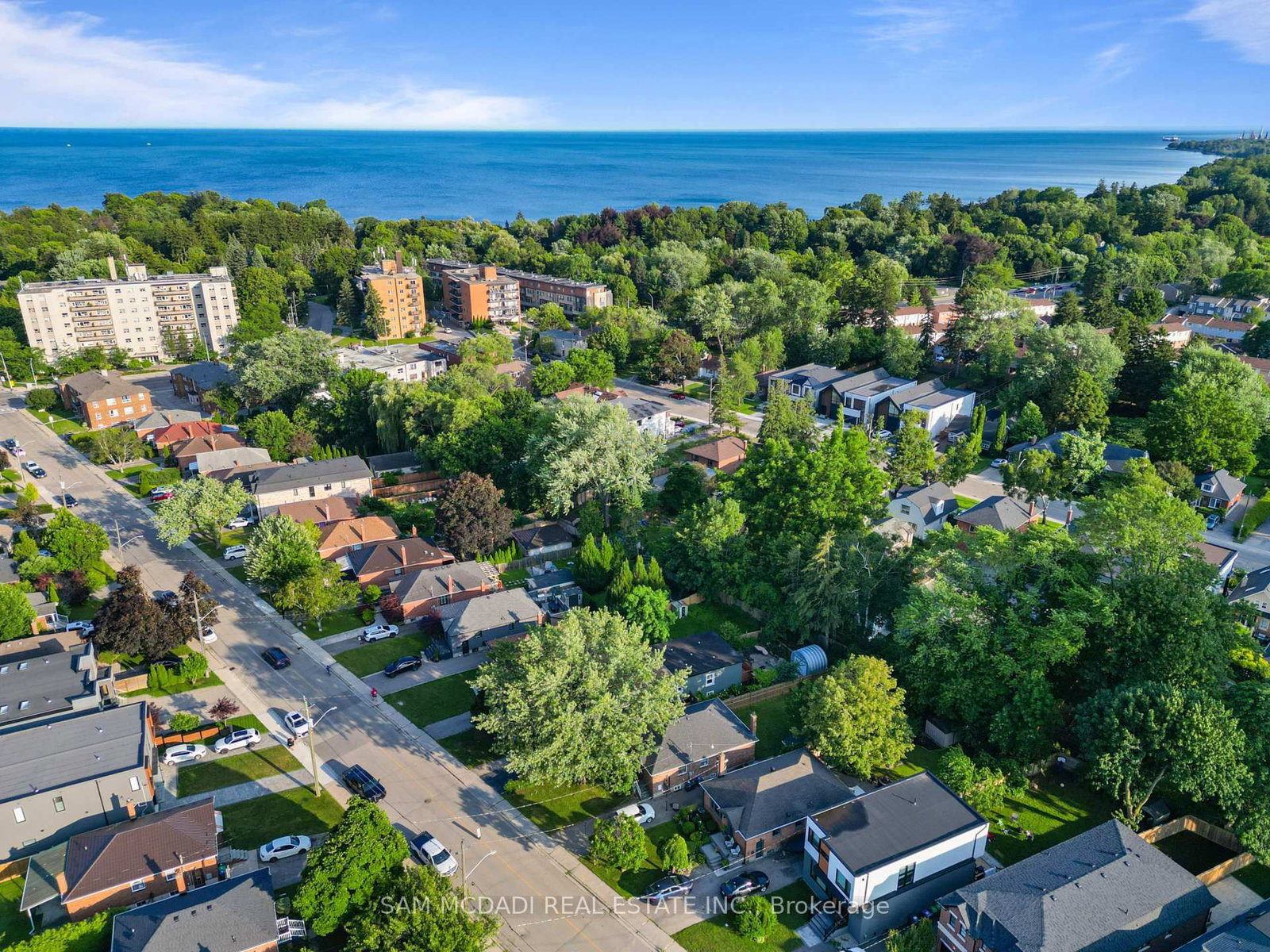 30 Maple Avenue N • Mississauga, ON photo 39