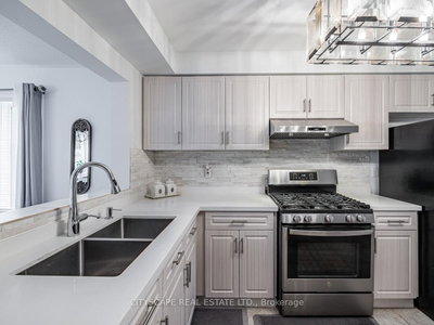 1292 Sherwood Mills Mississauga,ON L5V 2G8 — Photo 4