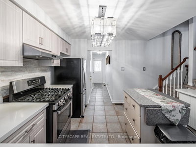 1292 Sherwood Mills Mississauga,ON L5V 2G8 — Photo 6