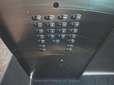 15 Kensington Brampton,ON L6T 3W2 — Photo 12