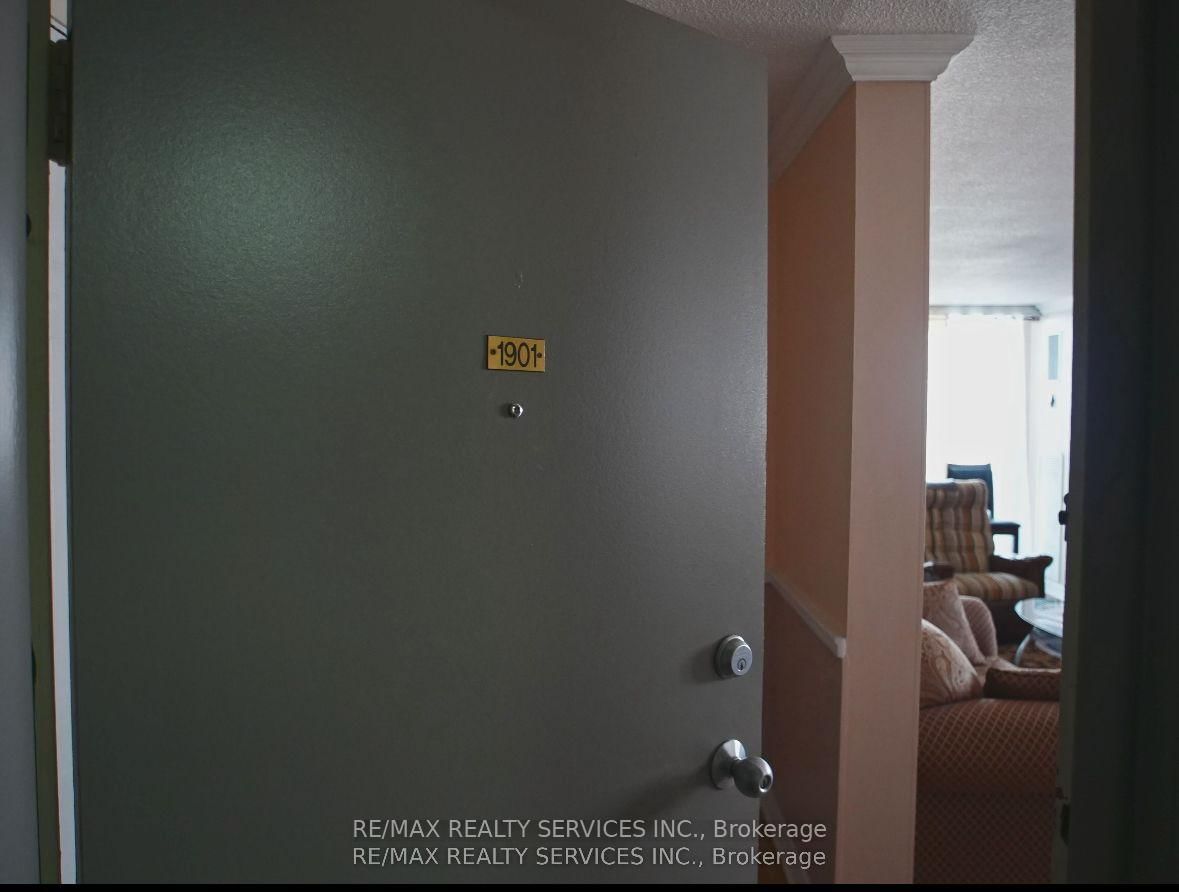 15 E Kensington Road • #1901 • Brampton, ON photo 40