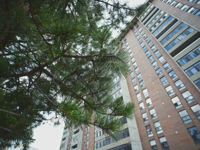 Unit 1901 — 15 Kensington Road E — photo 6