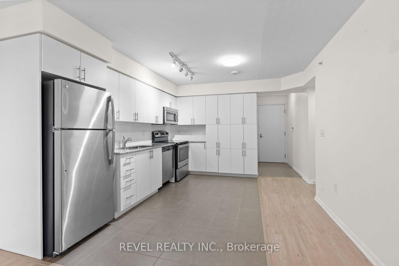 510 - 830 Lawrence Avenue W