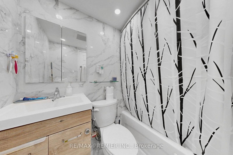 4645 Jane Toronto,ON M3N 2K9 — Photo 16
