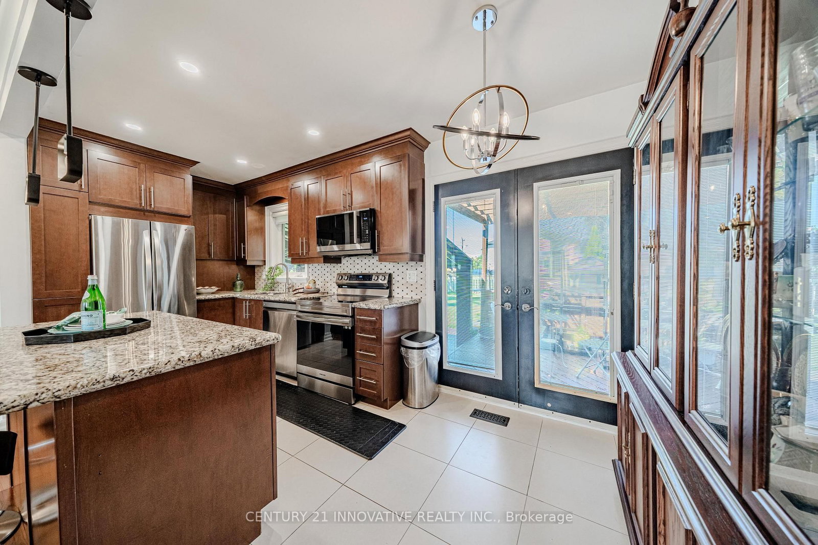 Detached House for sale at 60 Dorking Crescent, Toronto, Ontario, M3M 2B6 - Downsview-Roding-CFB - MLS: W13610218