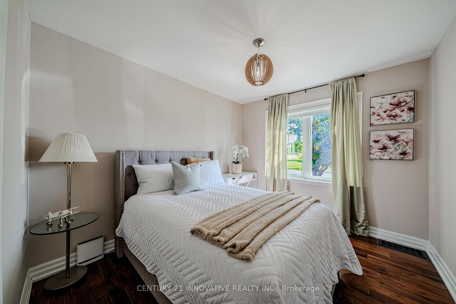 Detached House for sale at 60 Dorking Crescent, Toronto, Ontario, M3M 2B6 - Downsview-Roding-CFB - MLS: W13610218