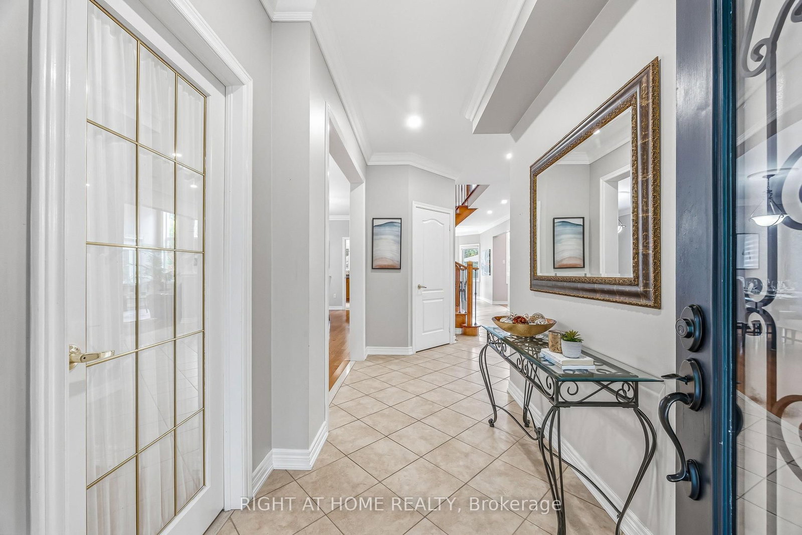 Detached House for sale at 2275 Whitecliffe Way, Oakville, Ontario, L6M 4W3 - Westmount - MLS: W13610260