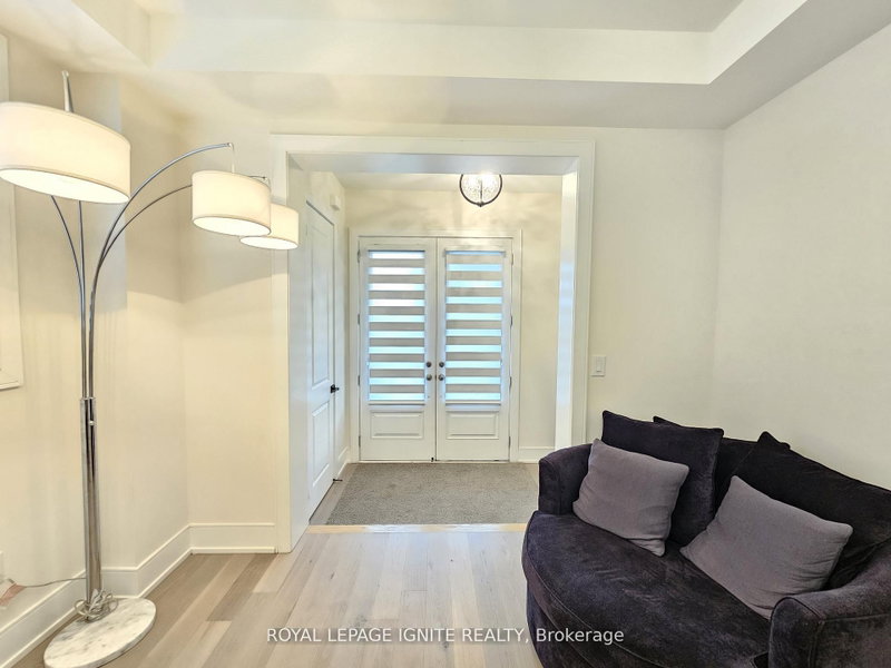 48 Duxbury Road