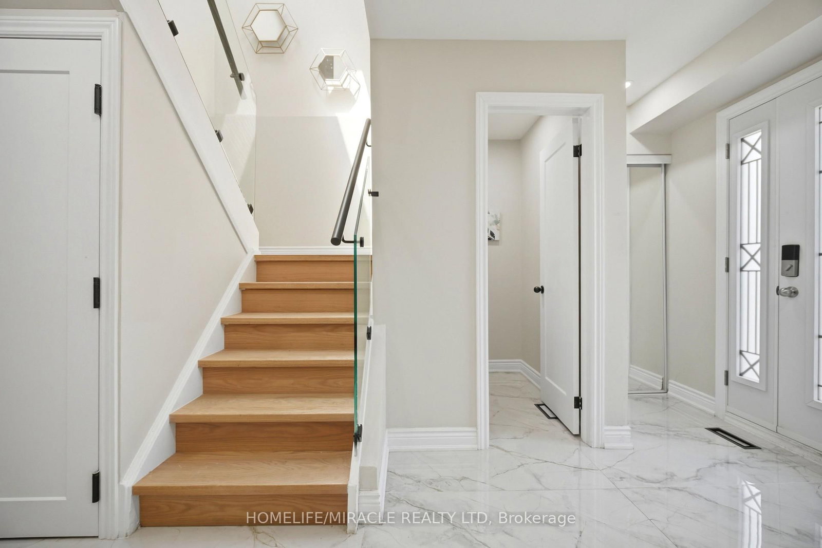 96 Bonham Mississauga,ON L5M 1C7 — Photo 13