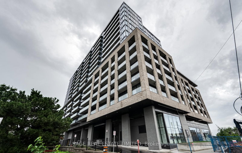 1601 - 86 Dundas Street E