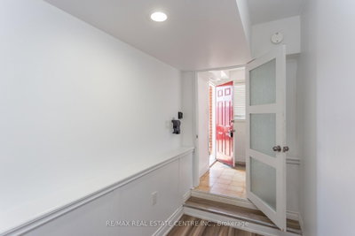 4386 Curia Mississauga,ON L4Z 2X3 — Photo 15