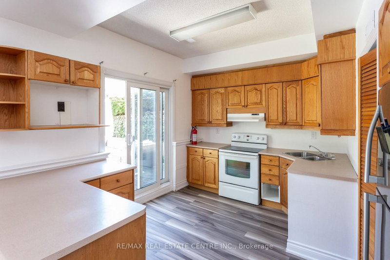 4386 Curia Mississauga,ON L4Z 2X3 — Photo 18