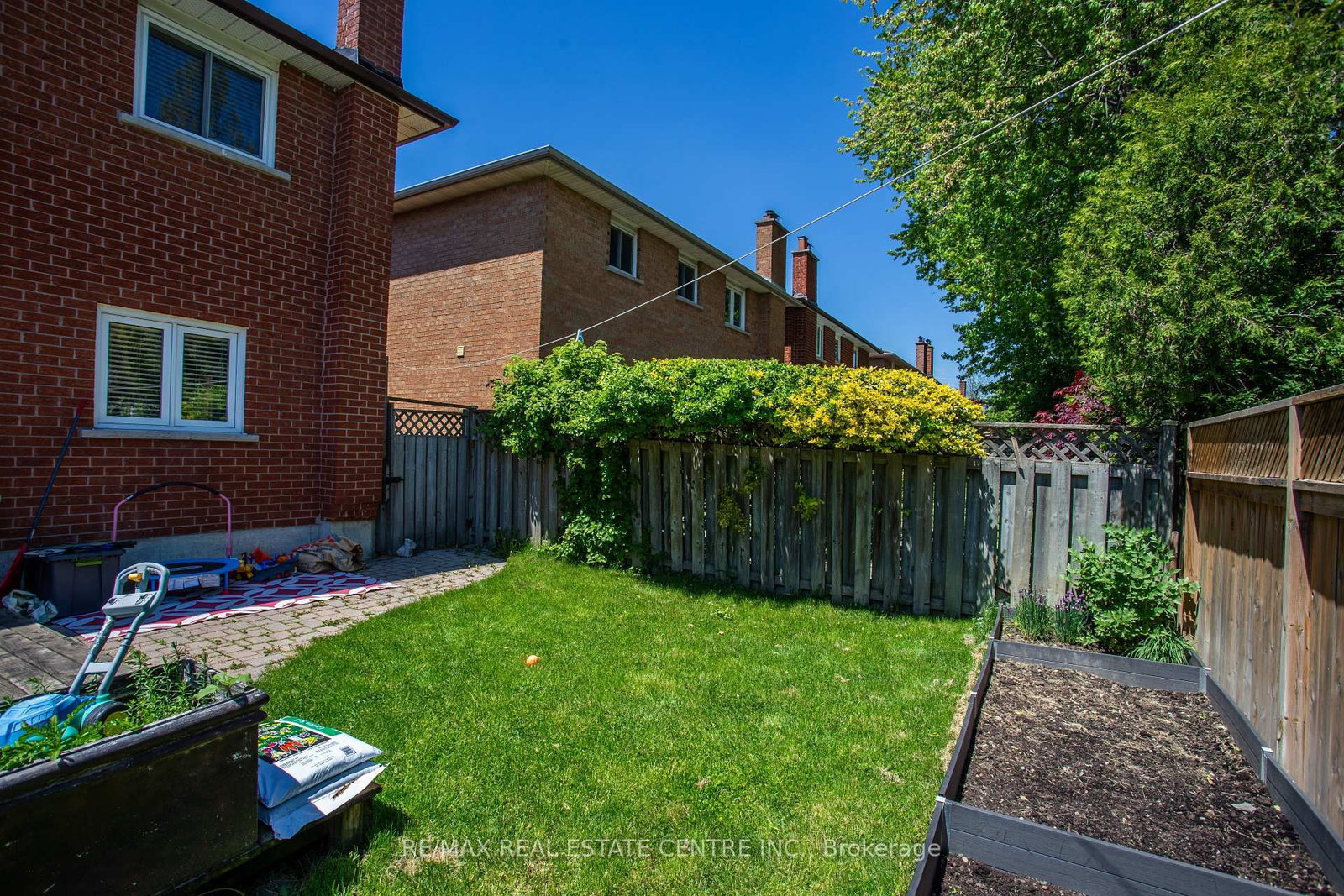 4386 Curia Crescent • Mississauga, ON photo 24