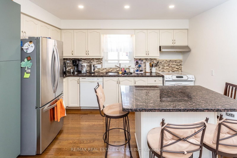 4386 Curia Mississauga,ON L4Z 2X3 — Photo 5