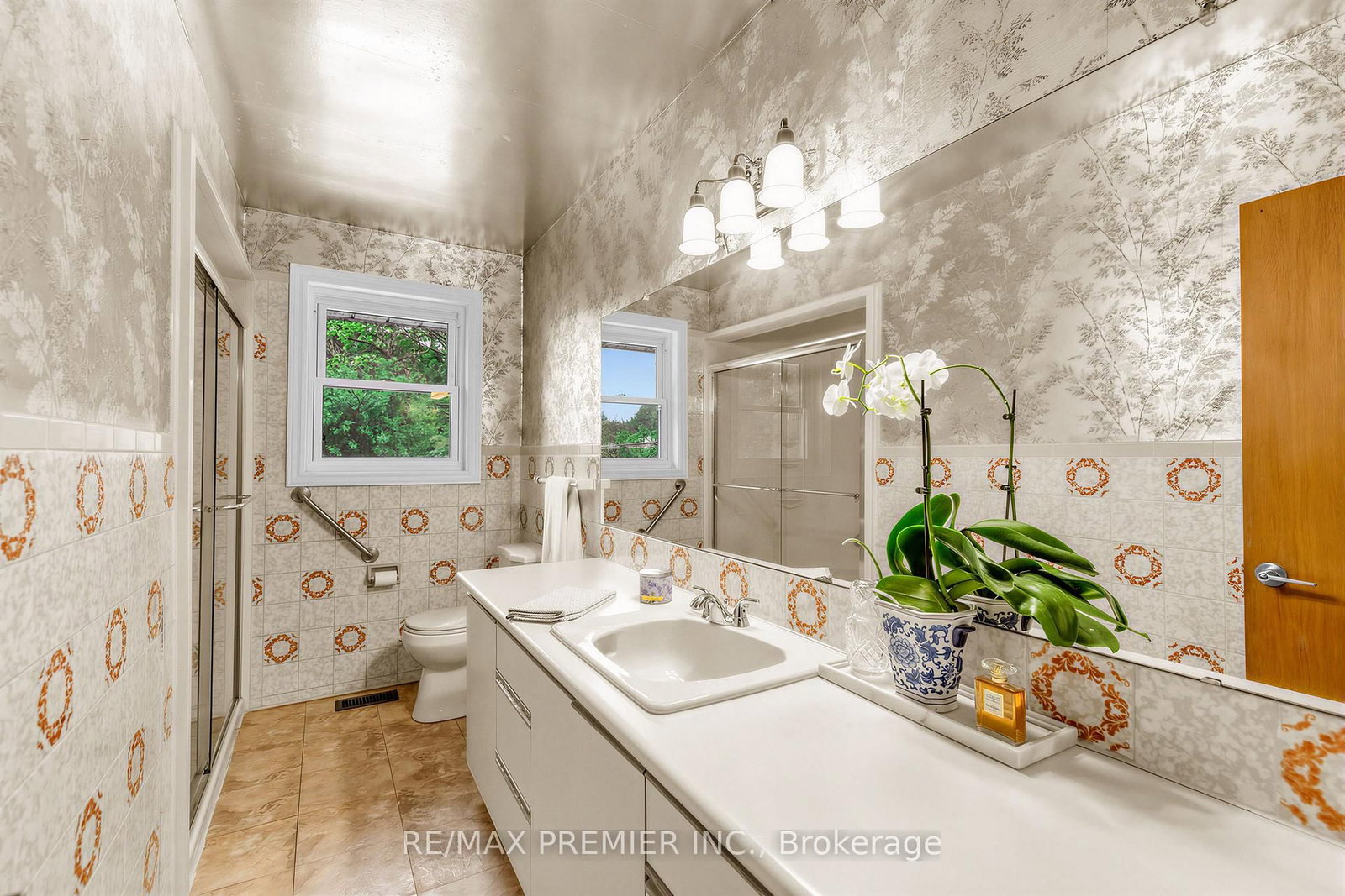 21 Halbadier Place • Toronto, ON photo 28