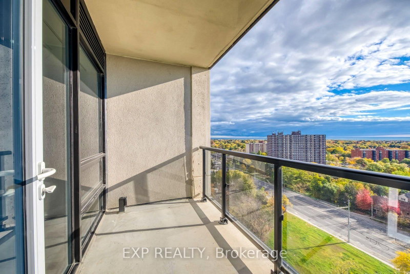 1035 Southdown Mississauga,ON L5J 0A2 — Photo 15
