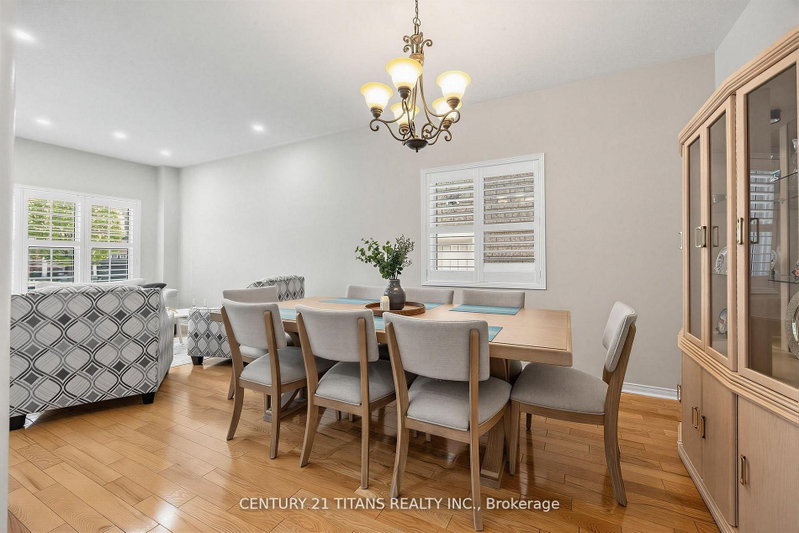 3865 Brinwood Gate