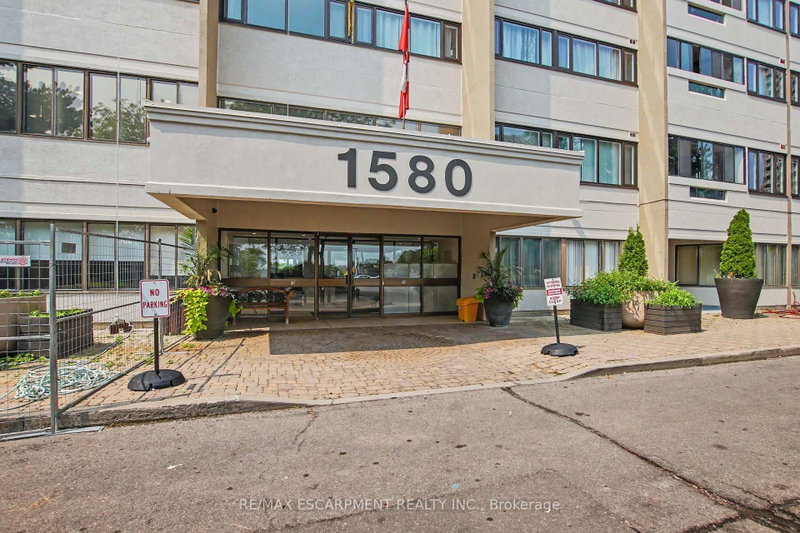1102 - 1580 Mississauga Valley Boulevard