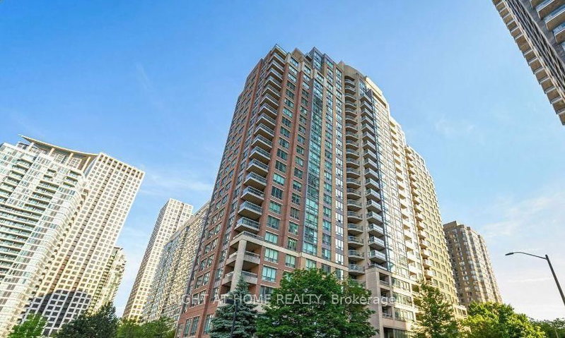 906 - 156 Enfield Place