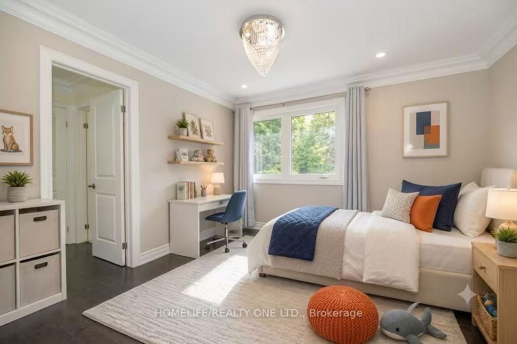 31 Bearwood Drive • Toronto, ON photo 21
