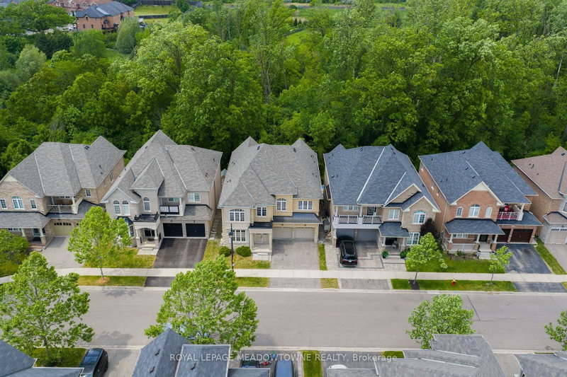 332 McGibbon Drive