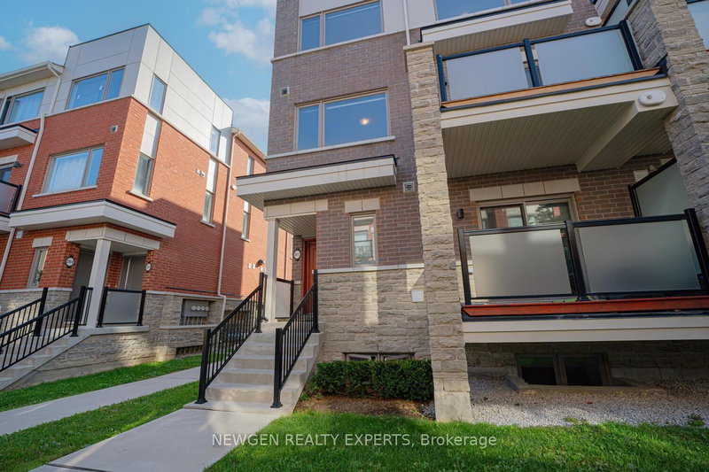 13 - 240 Lagerfeld Drive