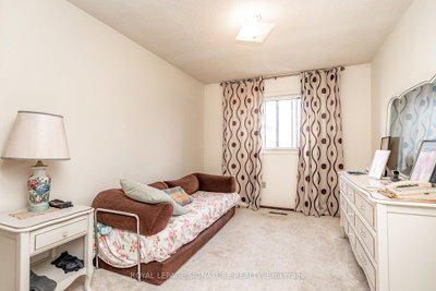 4040 Silverhaze Mississauga,ON L4W 3K1 — Photo 15