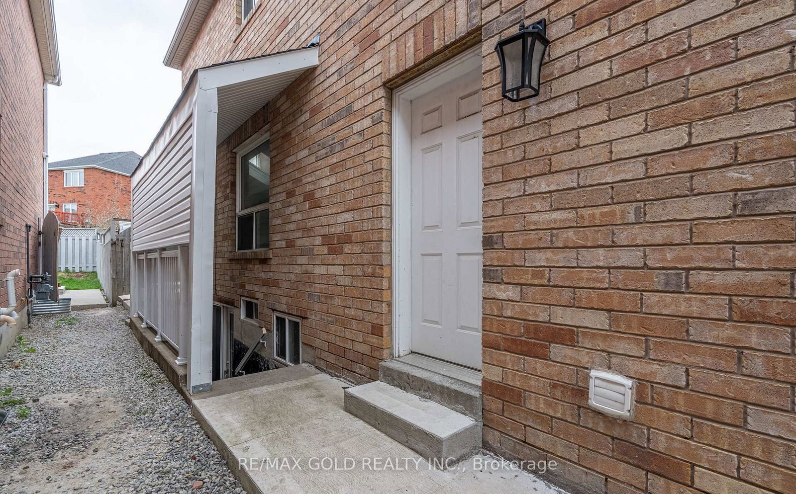 104 Sunny Meadow Boulevard • Brampton, ON photo 39