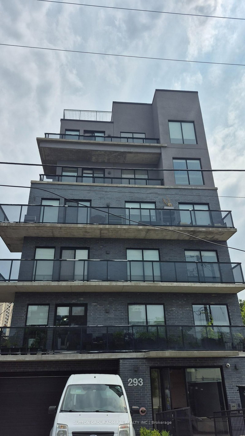 202 - 293 Viewmount Avenue