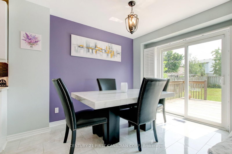 79 Newbridge Brampton,ON L6S 4B5 — Photo 9