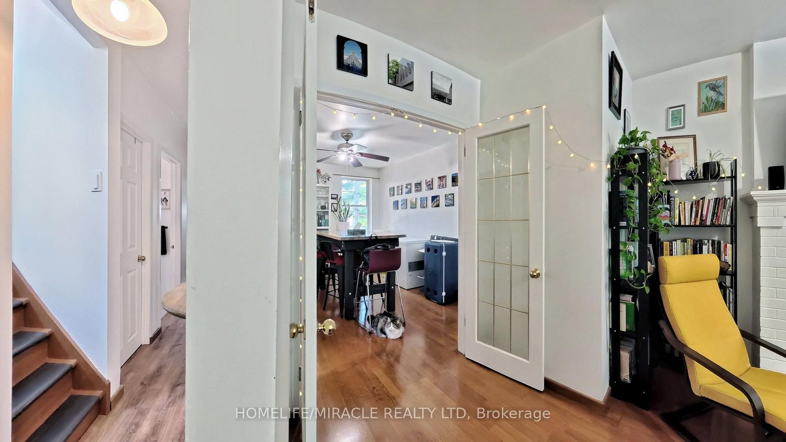 Listing Image 7