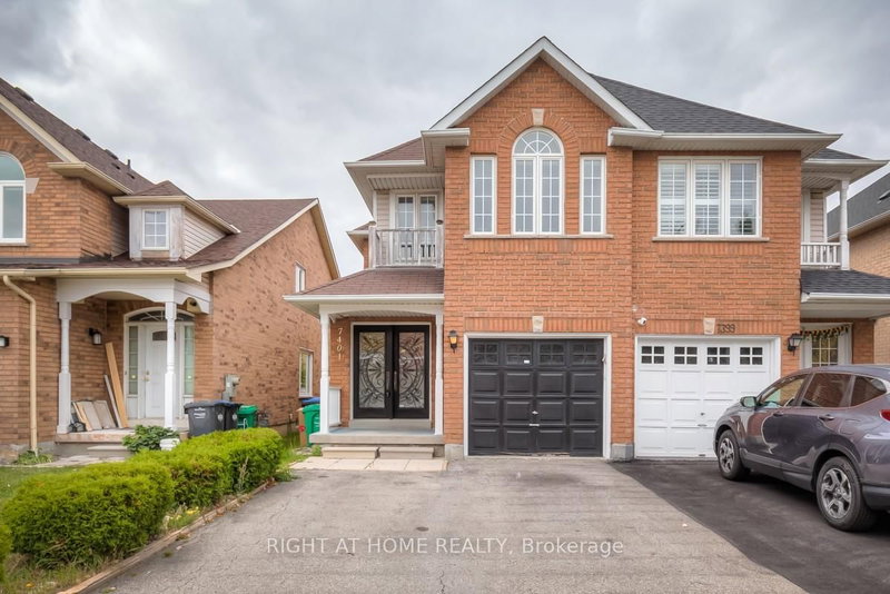 7401 Village Walk