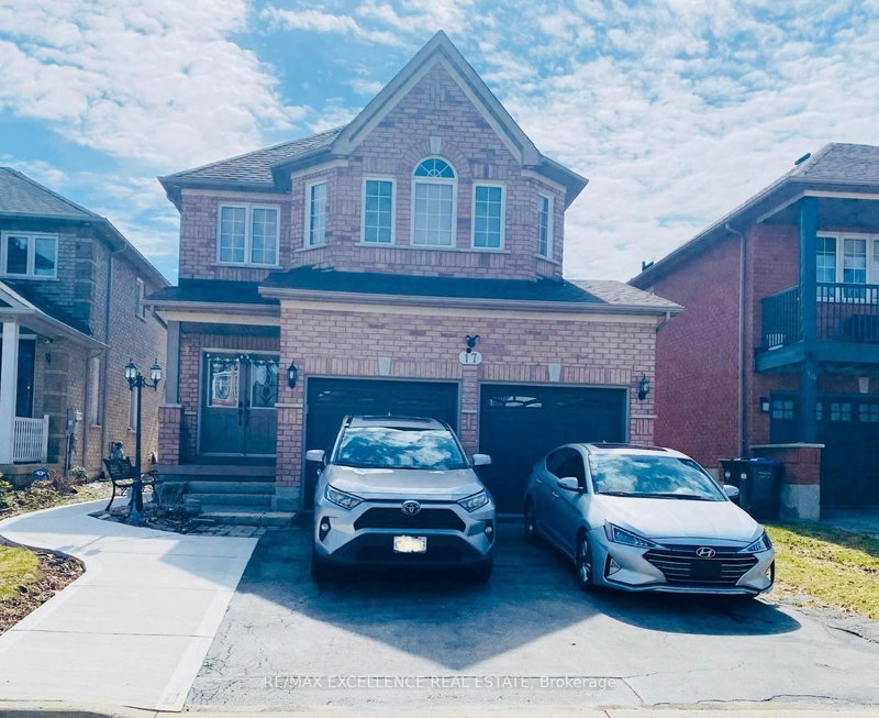 17 Fallstar Crescent
