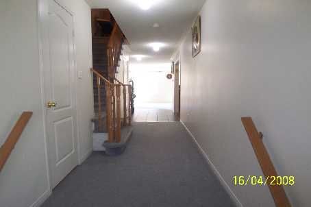 3974 Stardust Dr, Mississauga, L5M8A5 | Image 2