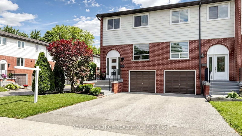 18 - 2445 Homelands Drive