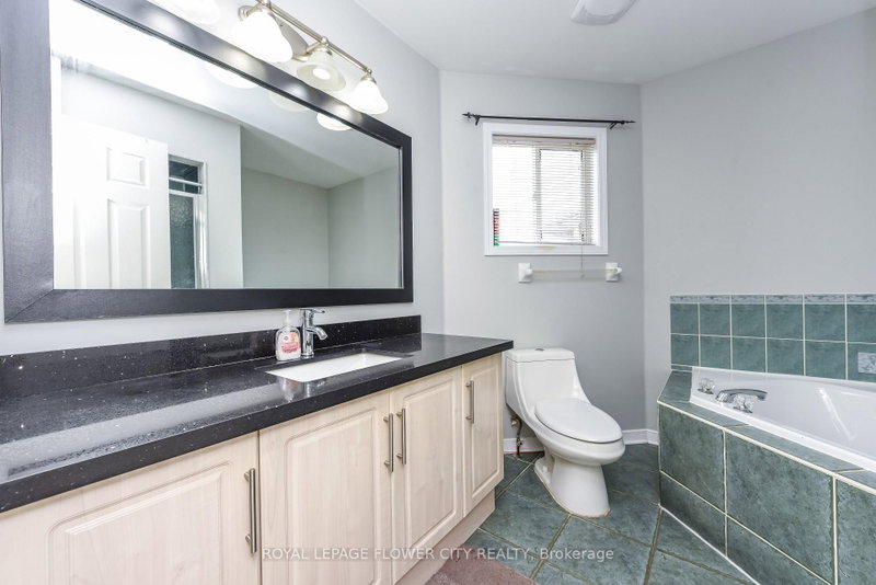 46 Pertosa Brampton,ON L6X 4W8 — Photo 31