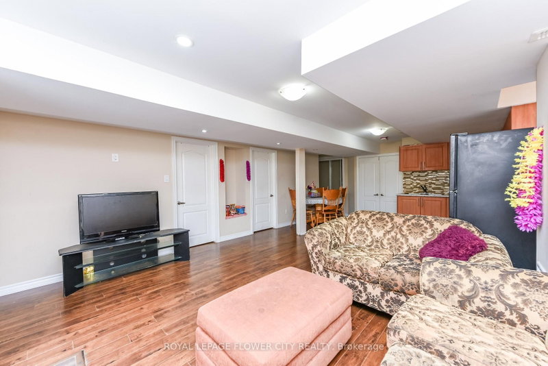 46 Pertosa Brampton,ON L6X 4W8 — Photo 38