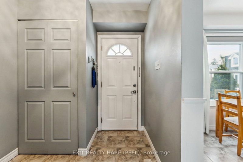 78 - 900 Central Park Drive N N