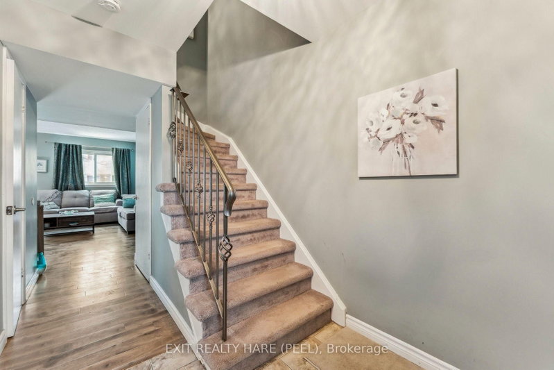 900 Central Park Brampton,ON L6S 3J6 — Photo 4