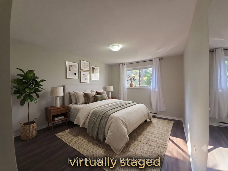 Main Level - 87 Wellington Street E