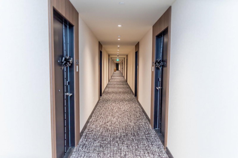 2501 Saw Whet Oakville,ON L6M 4G3 — Photo 8