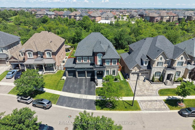 26 Spain Crescent