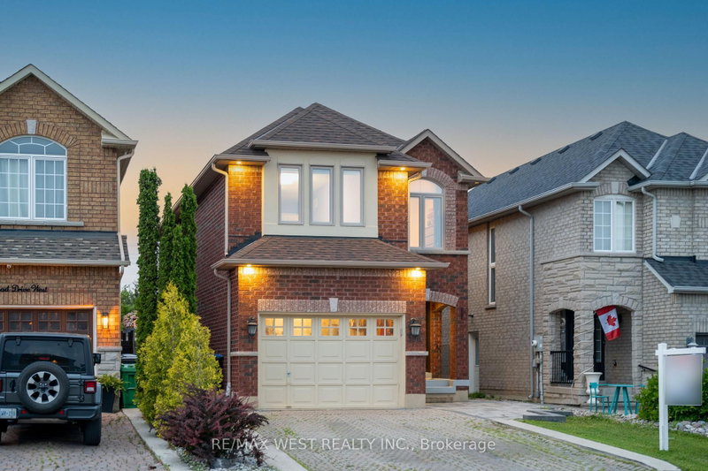 312 Ellwood Drive W