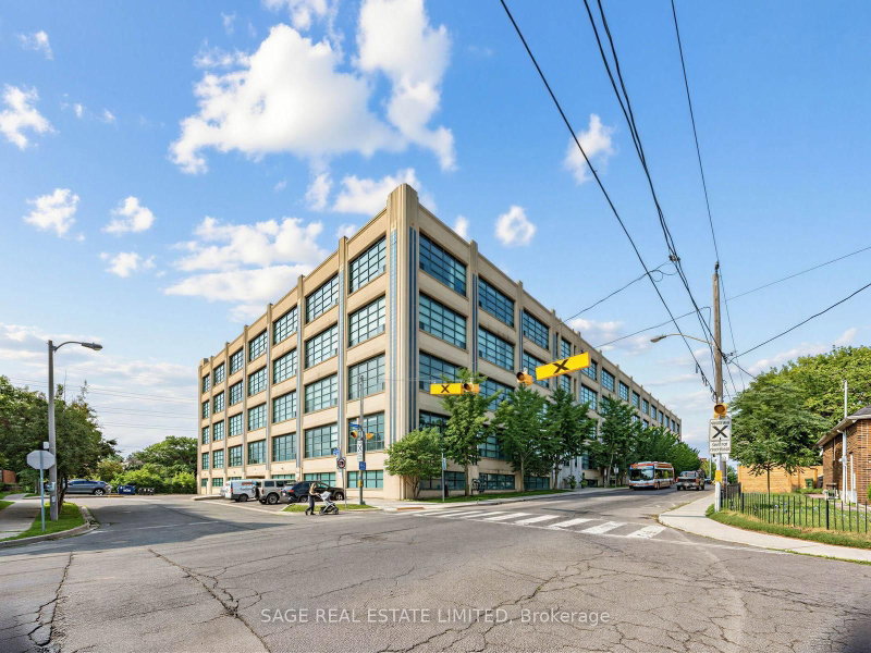 424 - 1001 Roselawn Avenue