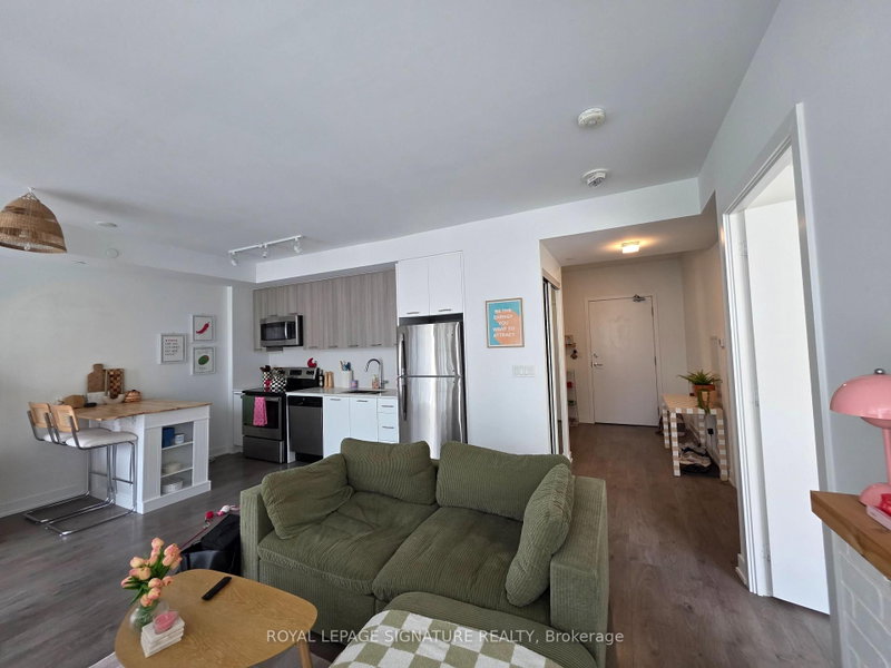 210 - 180 Veterans Drive