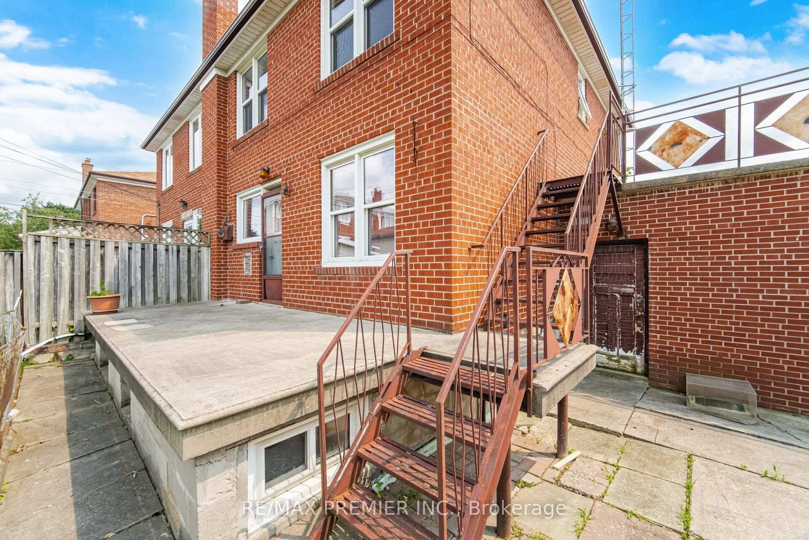 148 Giltspur Drive • Toronto, ON photo 39